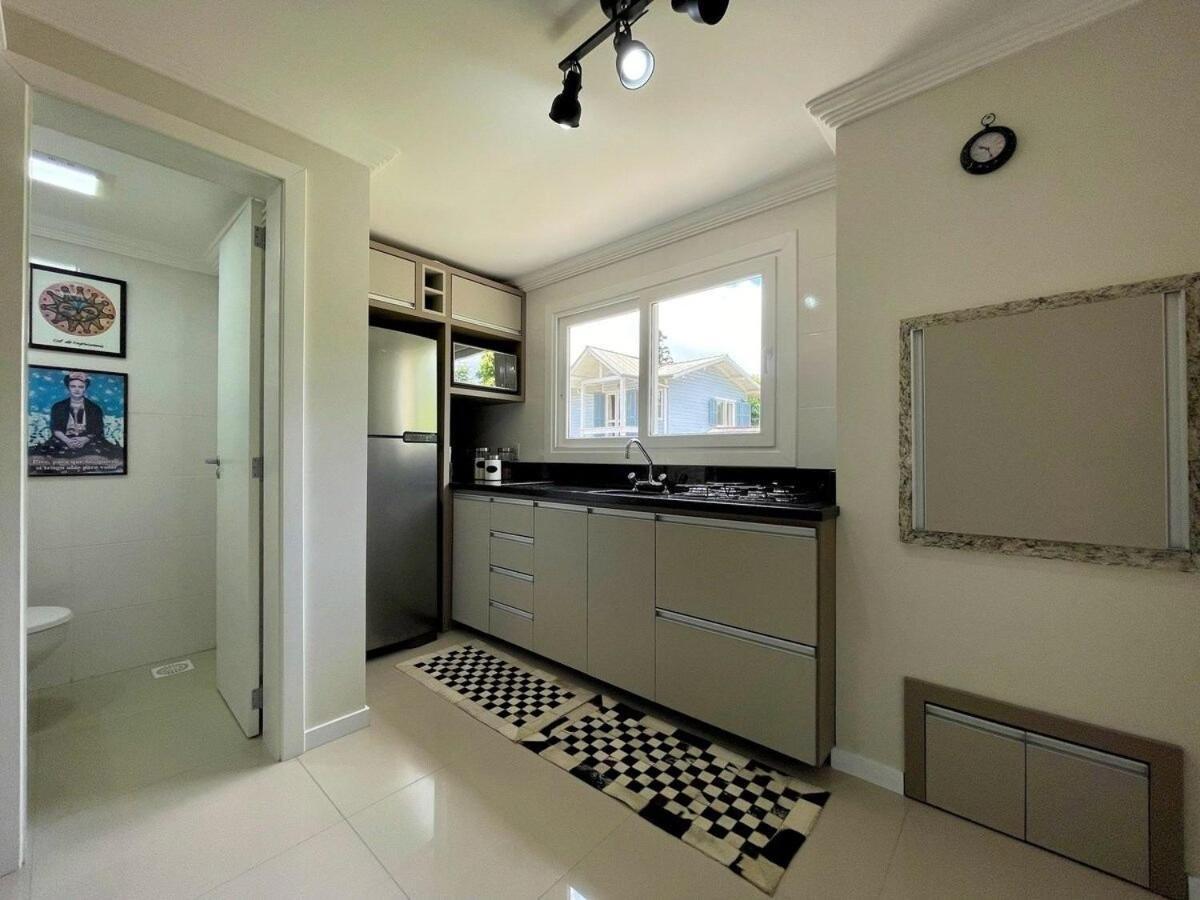 Casa Triplex 3 Dorm A 6Qd Rua Coberta كانيلا المظهر الخارجي الصورة